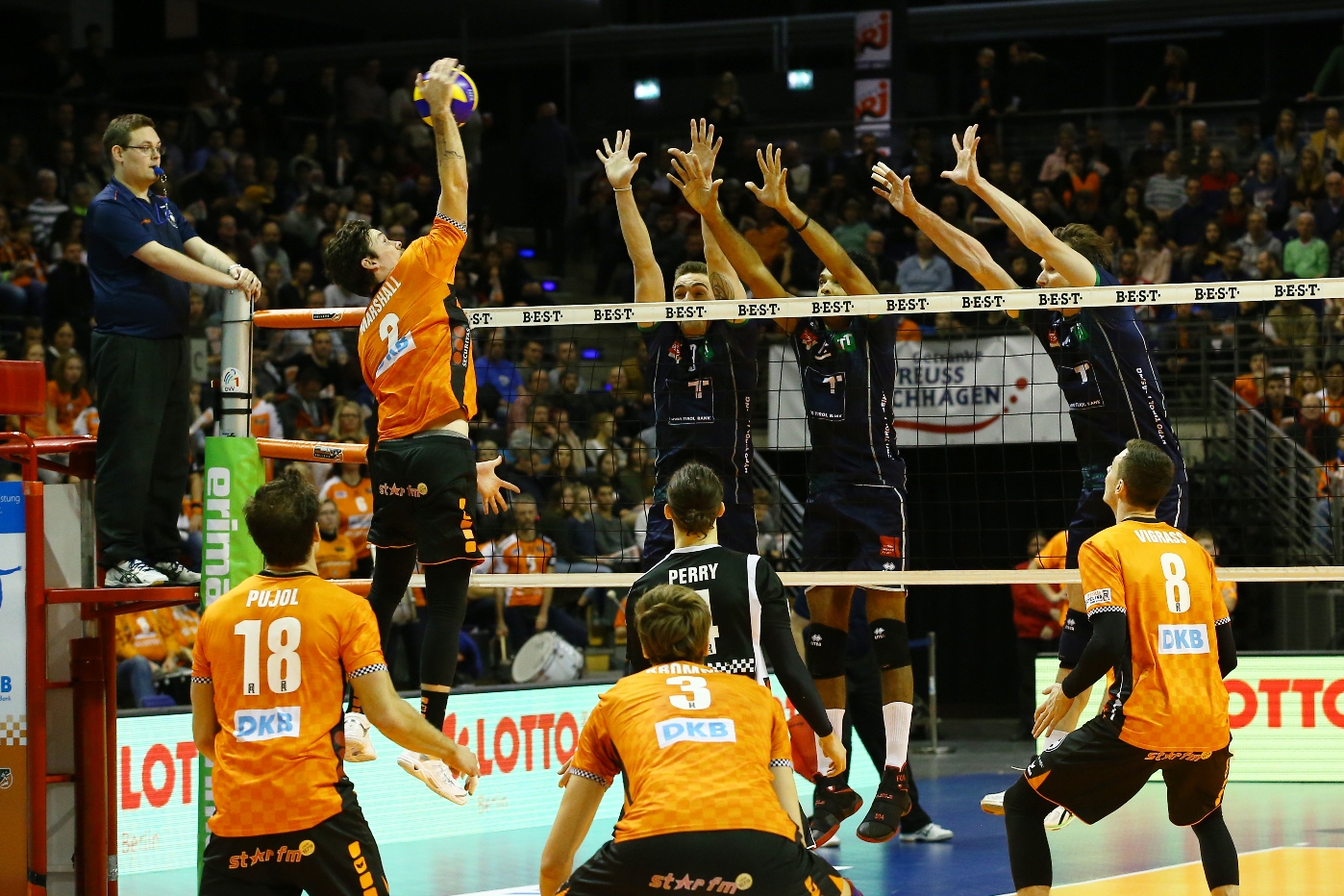 BR Volleys werden zu Grenzgängern – Punktspiel in Innsbruck