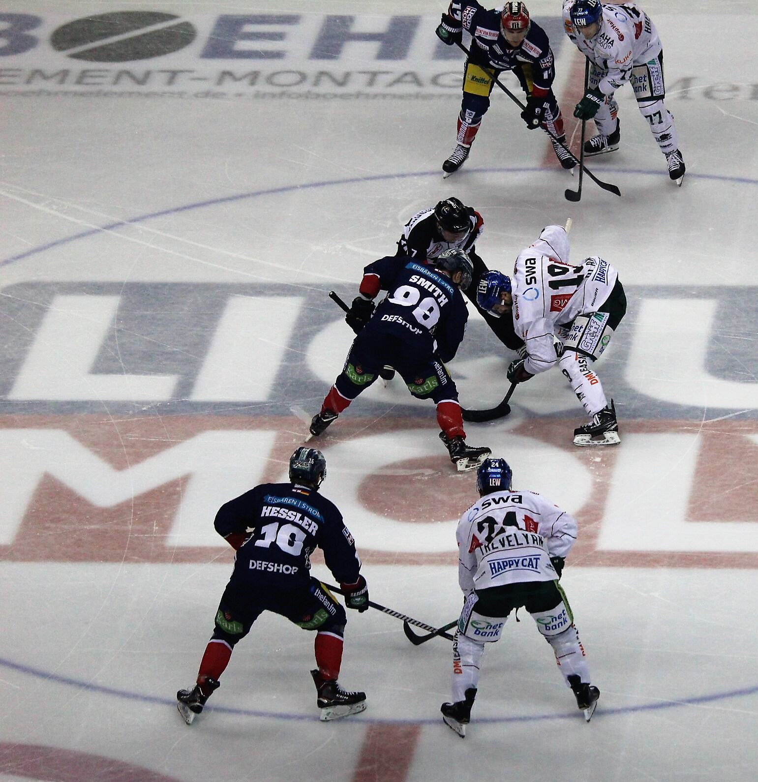 Eisbären verlieren gegen Augsburg und rutschen weiter ab