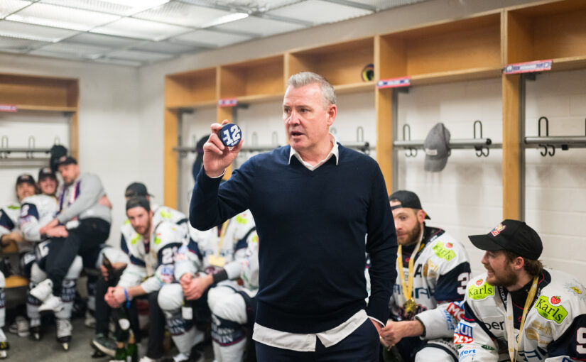 Eisbären holen sich die 12. Meisterschaft und brauchen einen neuen Trainer